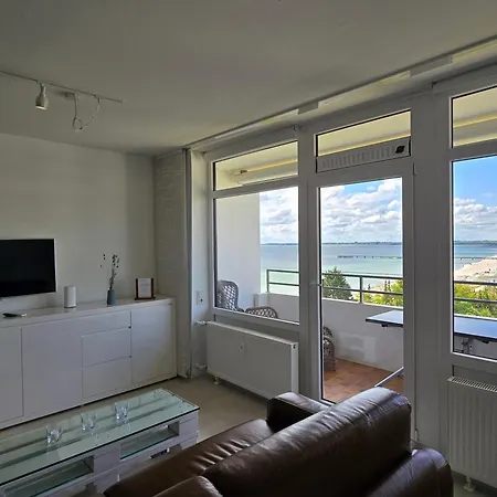 Vier Jahreszeiten 3-82 Strandperle Daire Großenbrode